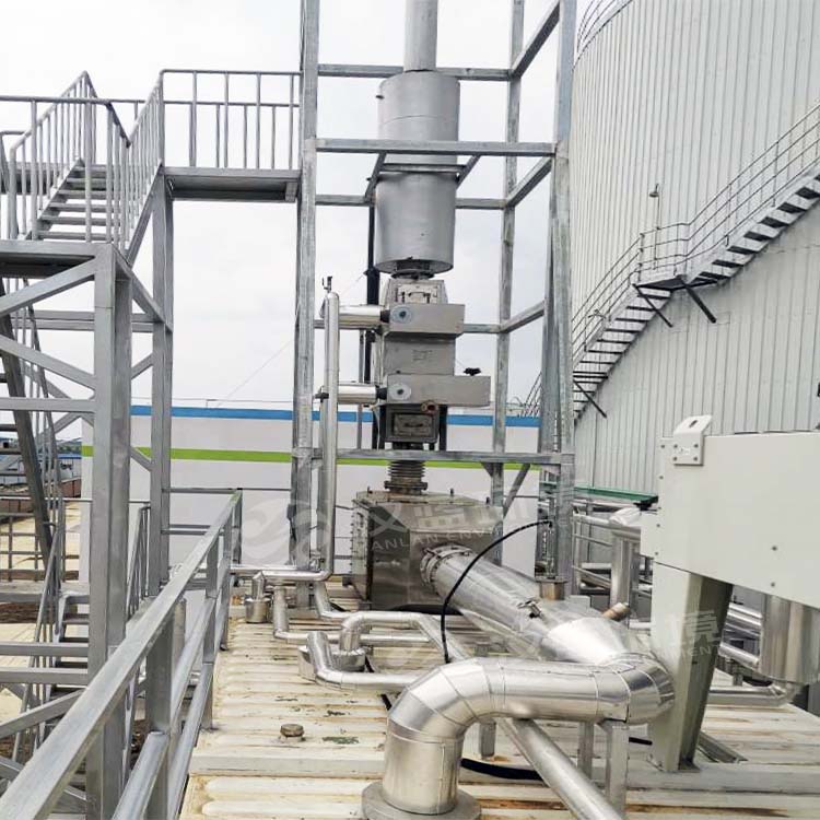 生物發(fā)電配脫硝 共衛(wèi)藍(lán)天空氣新 ——萬(wàn)純生物質(zhì)沼氣發(fā)電機(jī)組脫硝系統(tǒng)在某地運(yùn)行 生物發(fā)電配脫硝 共衛(wèi)藍(lán)天空氣新 ——萬(wàn)純生物質(zhì)沼氣發(fā)電機(jī)組脫硝系統(tǒng)在某地運(yùn)行