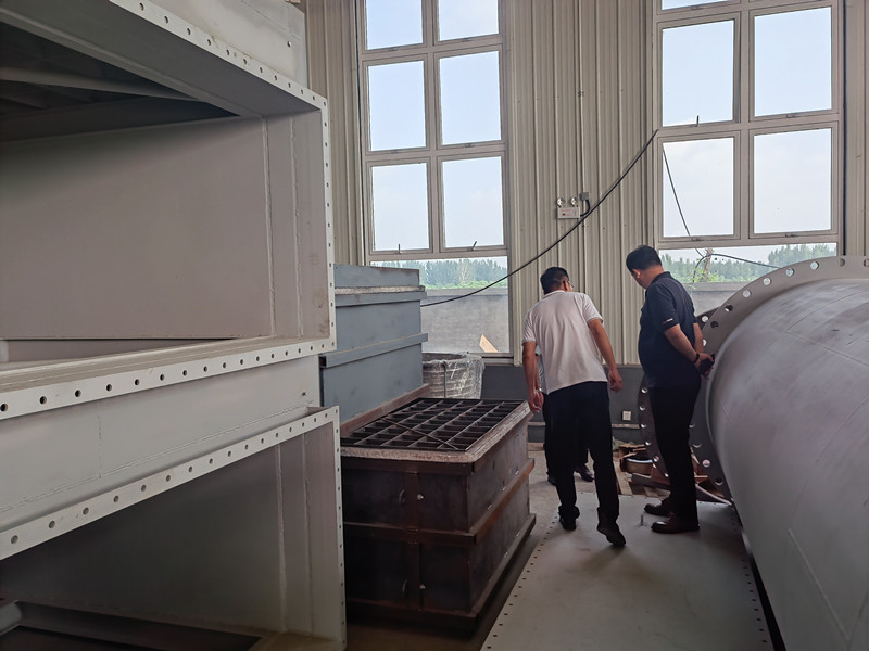 熱烈歡迎某集團(tuán)公司客戶來河北漢藍(lán)驗收發(fā)電機(jī)組尾氣凈化系統(tǒng)