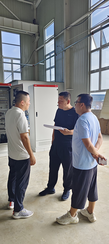 熱烈歡迎某集團(tuán)公司客戶來河北漢藍(lán)驗收發(fā)電機(jī)組尾氣凈化系統(tǒng) 熱烈歡迎某集團(tuán)公司客戶來河北漢藍(lán)驗收發(fā)電機(jī)組尾氣凈化系統(tǒng)